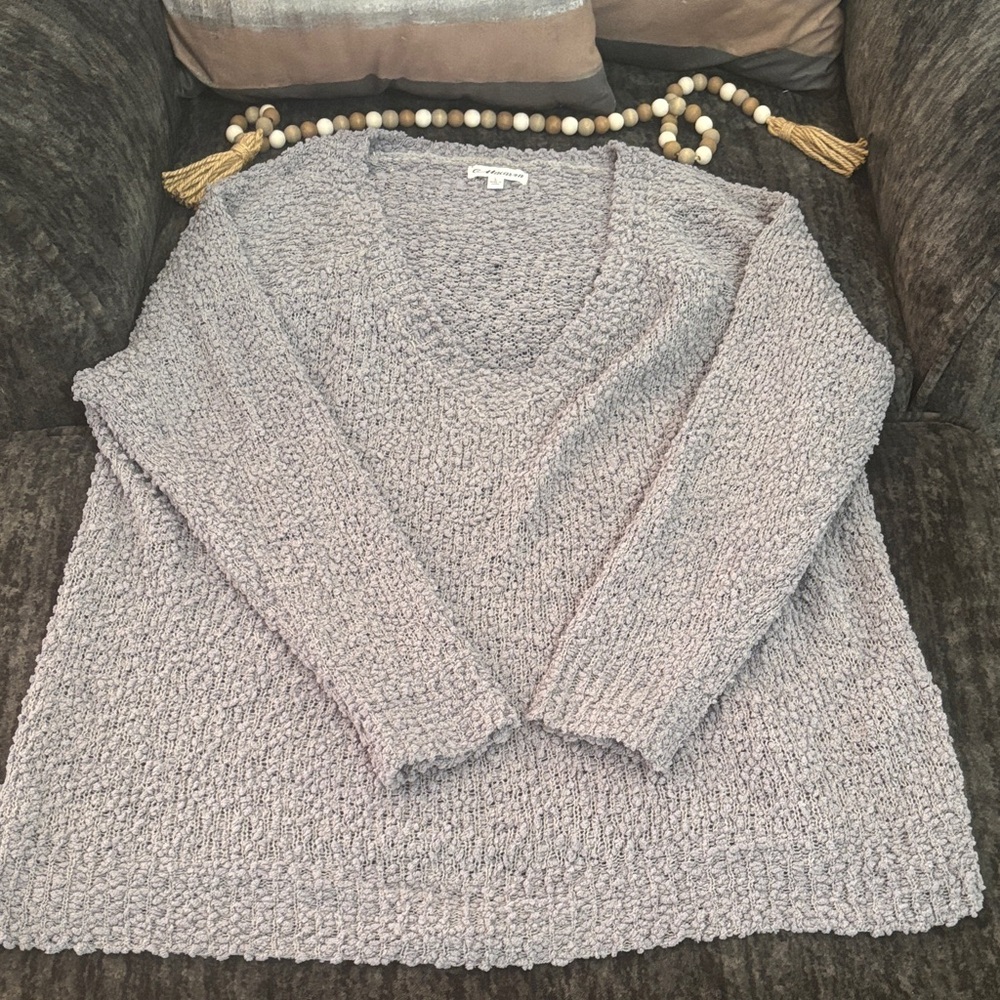 Women's Gray Sweater